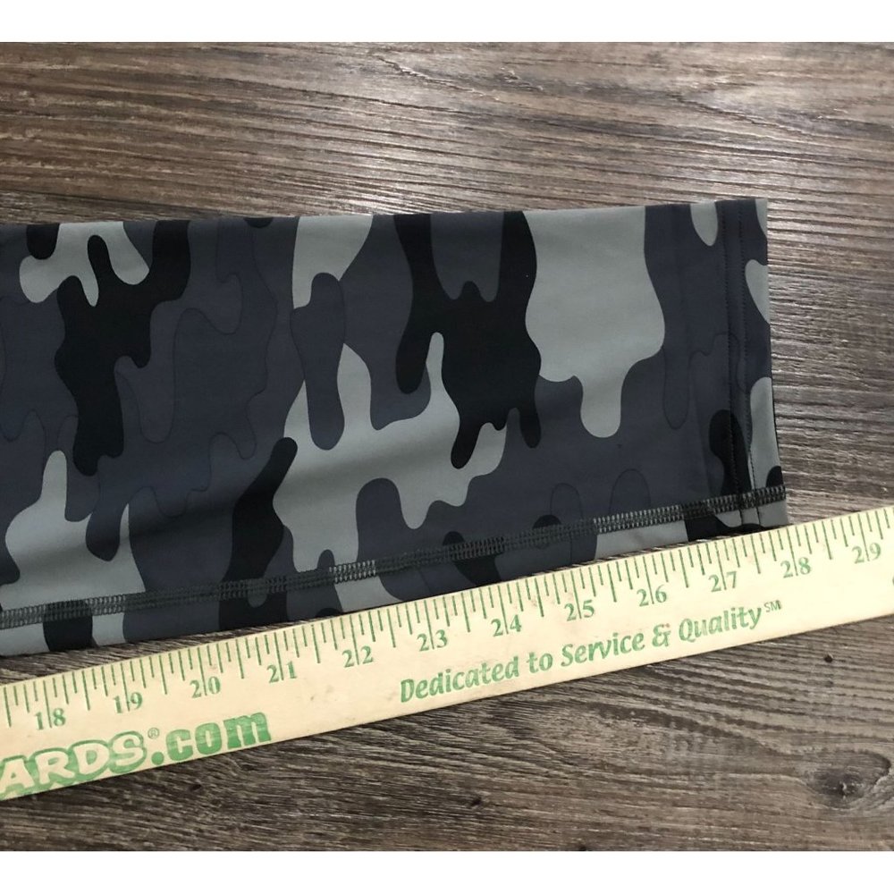 Gymshark Womens Large Black & Gray Camo Athletic Leggings - Picture 5 of 5